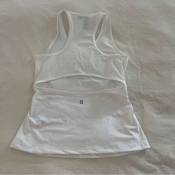 Sweaty Betty Tank - Picture 2 of 7